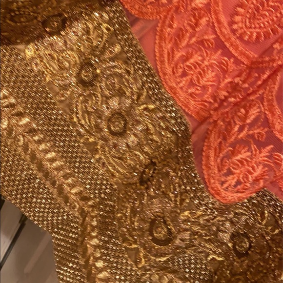 Lehenga gold and peach /pink intricately designed - Picture 10 of 11